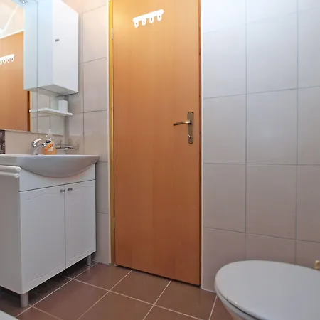 Elvis 1299 Apartman *