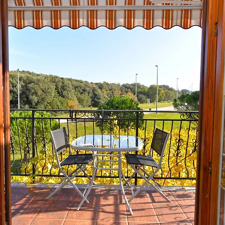 Elvis 1299 Apartman *