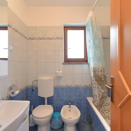 Elvis 1299 Apartment Vrsar