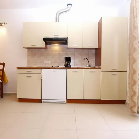 Apartment Elvis 1299 Vrsar